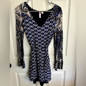 Alya long sleeve mini dress